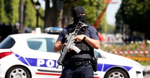فرنسا .. اعتقال رجل يحمل سكينا خارج مدرسة يهودية في مرسيليا