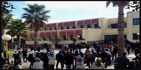 هيئة حقوقية تطالب بفتح الأحياء الجامعية والداخليات لإيواء الطلبة