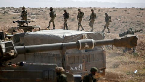 الجيش الإسرائيلي يحتجز وزيرا فلسطينيا وكوادر من هيئة مقاومة الجدار والاستيطان