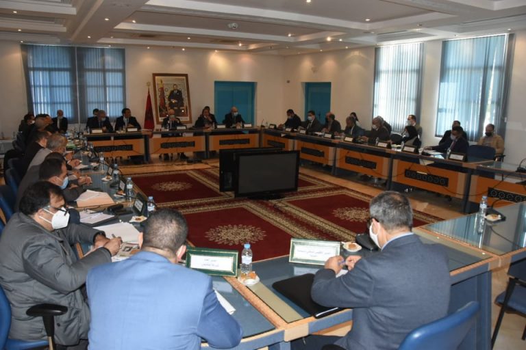 اجتماعات ماراطونية لمهيدية وجاري تثمران عن تحول مدينة الفنيدق الى مدينة صناعية.