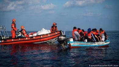 Photo of اسبانيا: تفاصيل إنقاذ 3 أشخاص وإنتشال 6 جثت والبحث عن 19 مغربي