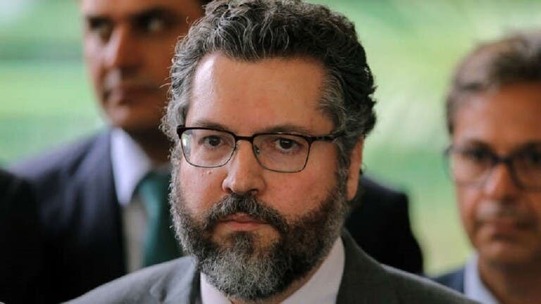 وزير الخارجية البرازيلي يستقيل من منصبه