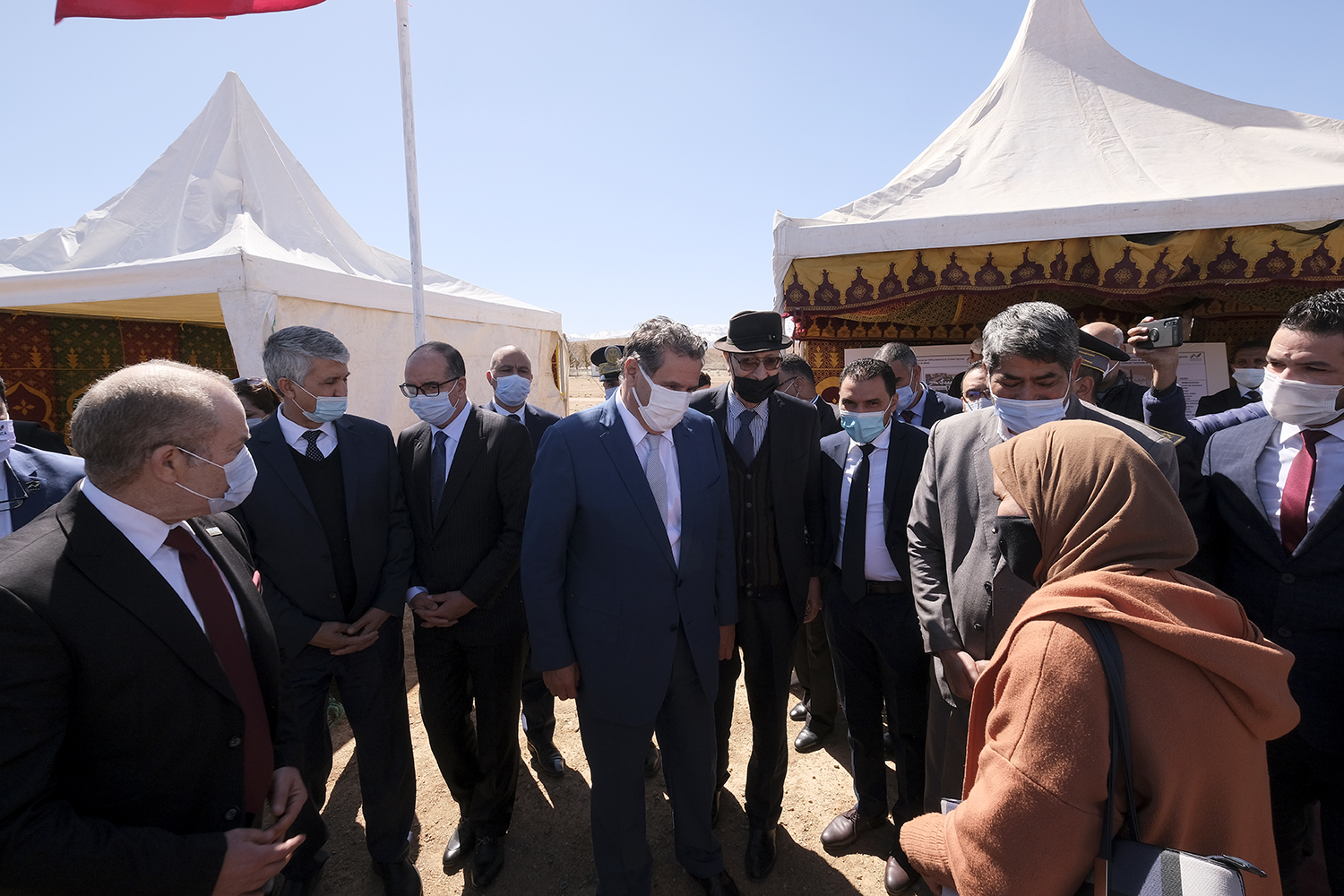 أخنوش يقوم بزيارة مشاريع التنمية الفلاحية والقروية بإقليم ميدلت