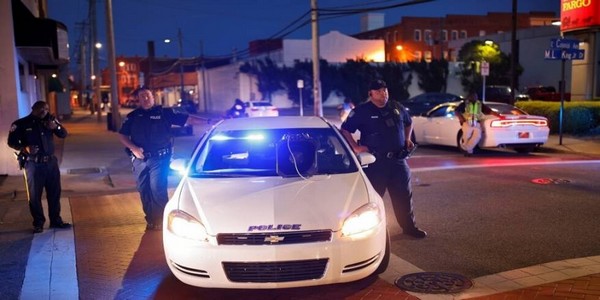 مقتل 5 أشخاص بإطلاق نار استمر أكثر من 12 ساعة في ولاية كارولاينا الشمالية الأمريكية