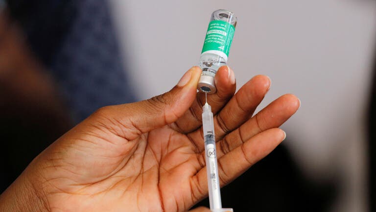 منظمة الصحة العالمية: لا ندعم إصدار "جوازات سفر التطعيم"