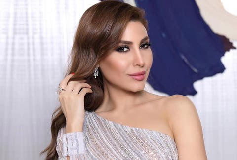 المغنية يارا: “فرحانة بزاف أنني نكون أول فنانة لبنانية عربية تغني باللهجة المغربية”