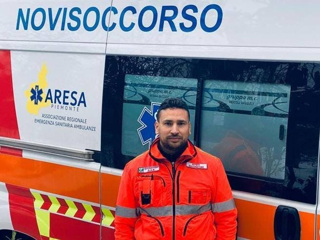 إيطاليا : شاب مغربي وهب حياته للعمل الخيري وبمجهودات فردية لرعاية مرضى كوفيد.
