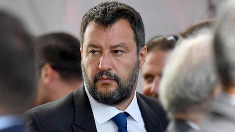 بدء محاكمة وزير الداخلية الإيطالي الأسبق بتهمة احتجاز مهاجرين في البحر