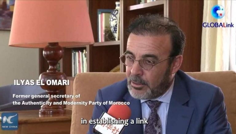 من شرفة قناة صينية.. العماري يعود للواجهة مغيّرا مظهره ومجددا ولاءه ل"الشيوعية"