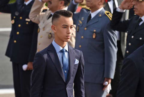 المغاربة يحتفلون بالذكرى 18 لميلاد الأمير مولاي الحسن