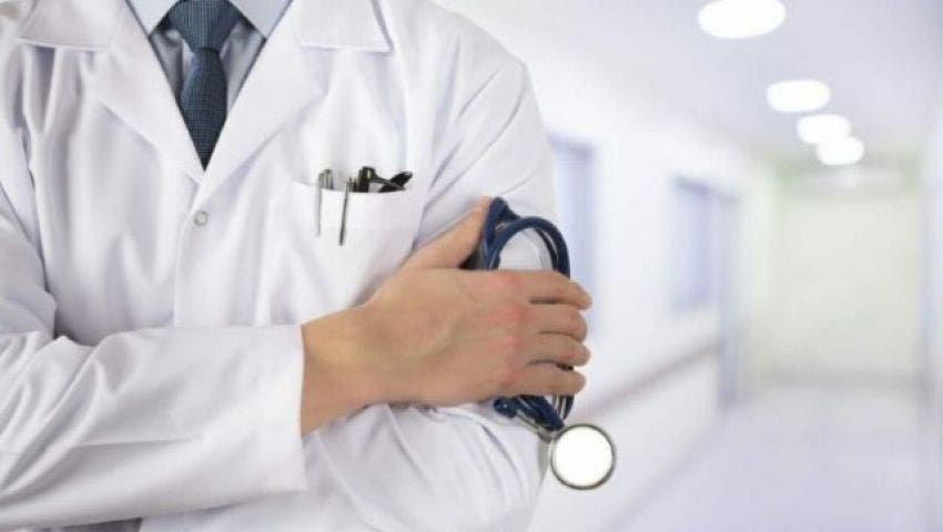 الحكومة ترخص للأجانب ومغاربة الخارج بمزاولة مهنة الطب في البلاد