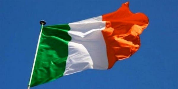 وزير الشؤون الخارجية الإيرلندي يعلن فتح بلاده سفارة لها بالمغرب