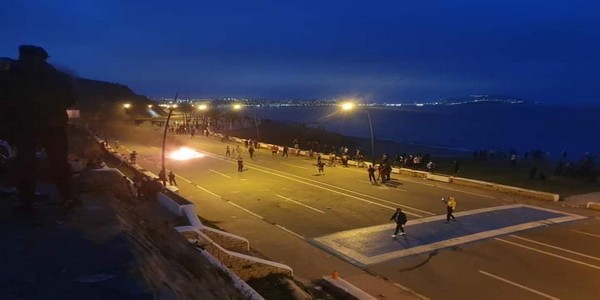 مواجهات بين "حراكة" وافدين والقوات الأمنية بالفنيدق