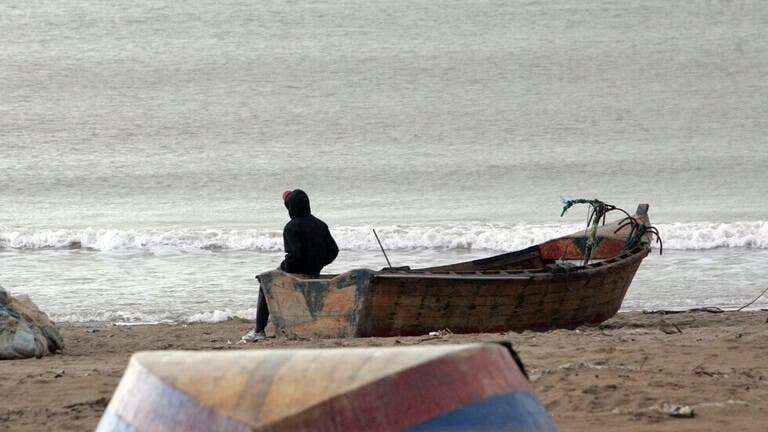إنقاذ 22 شخصا وانتشال أكثر من 70 جثة في حادثة غرق قارب بنيجيريا