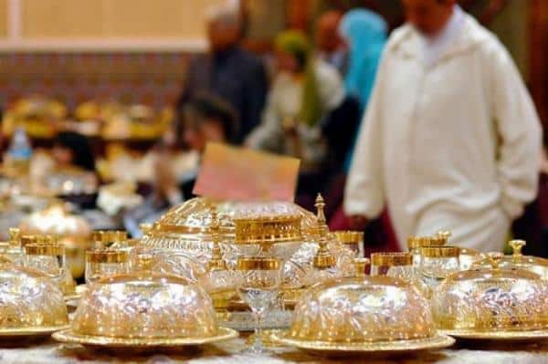 عاجل : الحكومة تسمح بتنظيم التجمعات والحفلات والأنشطة في الفضاءات المغلقة