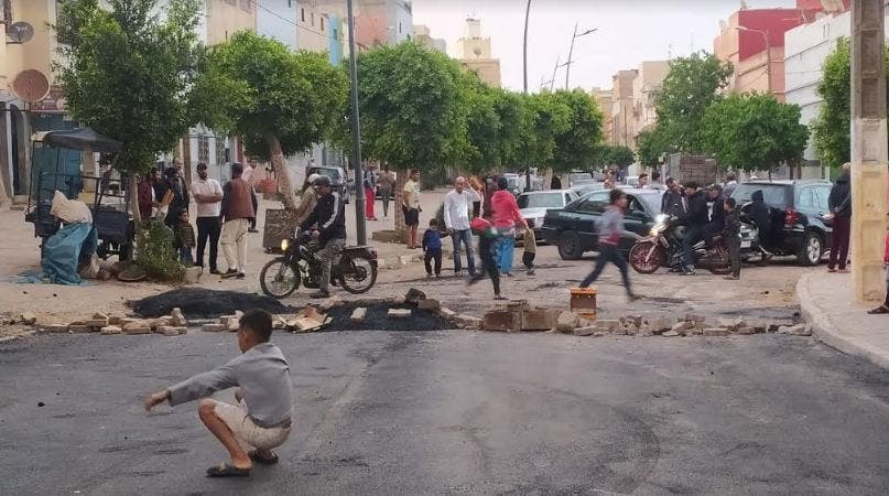 شوارع سطات المهترئة تخرج ساكنة للاحتحاج