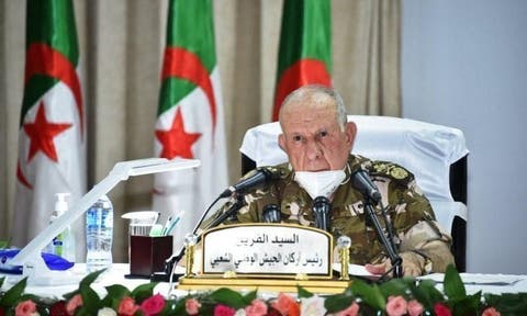 “انتقد سيناريو حادث الشاحنات”.. شنقريحة يقيل جنرالا بالجيش الجزائري