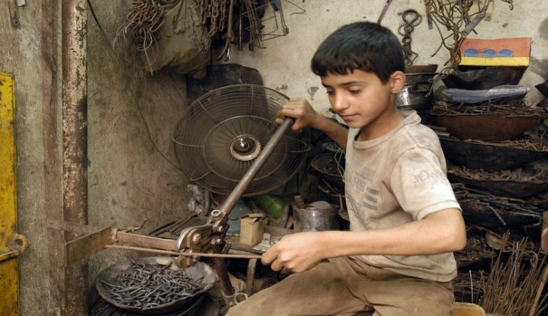 انخفاض عدد الأطفال النشيطين المشتغلين ب26,5% خلال 2020