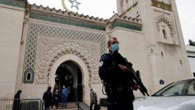 Photo of فرنسا تُقيل إمام مسجد بسبب خطب وآيات قرآنية