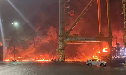 دبي.. انفجار إثر حريق في حاوية على متن سفينة بميناء “جبل علي”