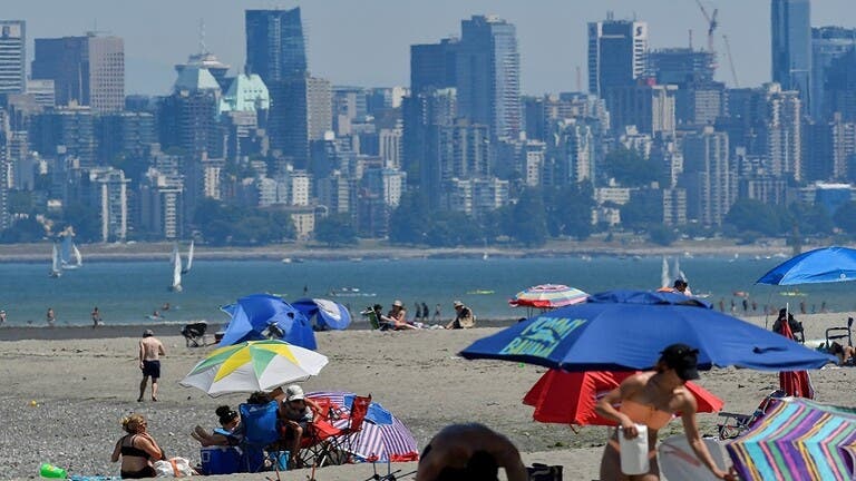 أكثر من 700 حالة وفاة وسط موجة حر غير مسبوقة في كندا