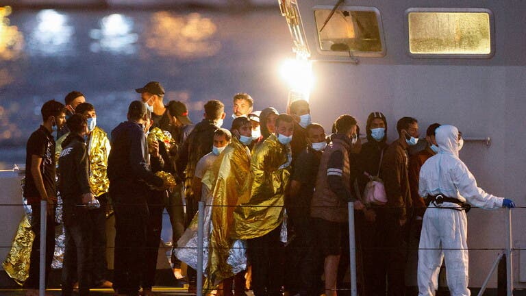 "آكي" الإيطالية: تدفقات الهجرة إلى جزيرة لامبيدوزا مستمرة بلا توقف