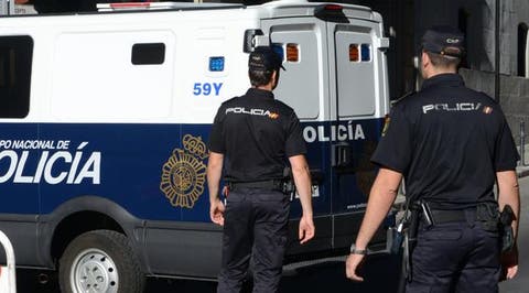 اسبانيا : قاضي يطالب بسجن شخص 21 شهرا بتهمة “إهانة وضرب مغربي”