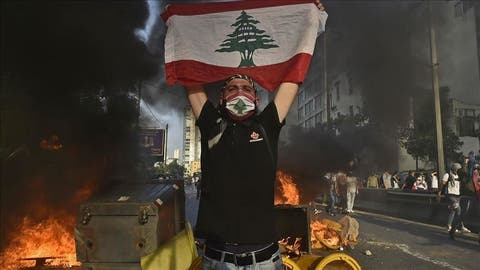 بعد اعتذار الحريري.. مواجهات عنيفة بين متظاهرين والجيش بلبنان