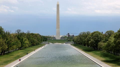 إغلاق نصب واشنطن التذكاري بعد تعرضه لصاعقة