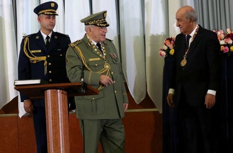 رئيس الجزائر يدعو الجيش لتكثيف المراقبة الأمنية على الحدود