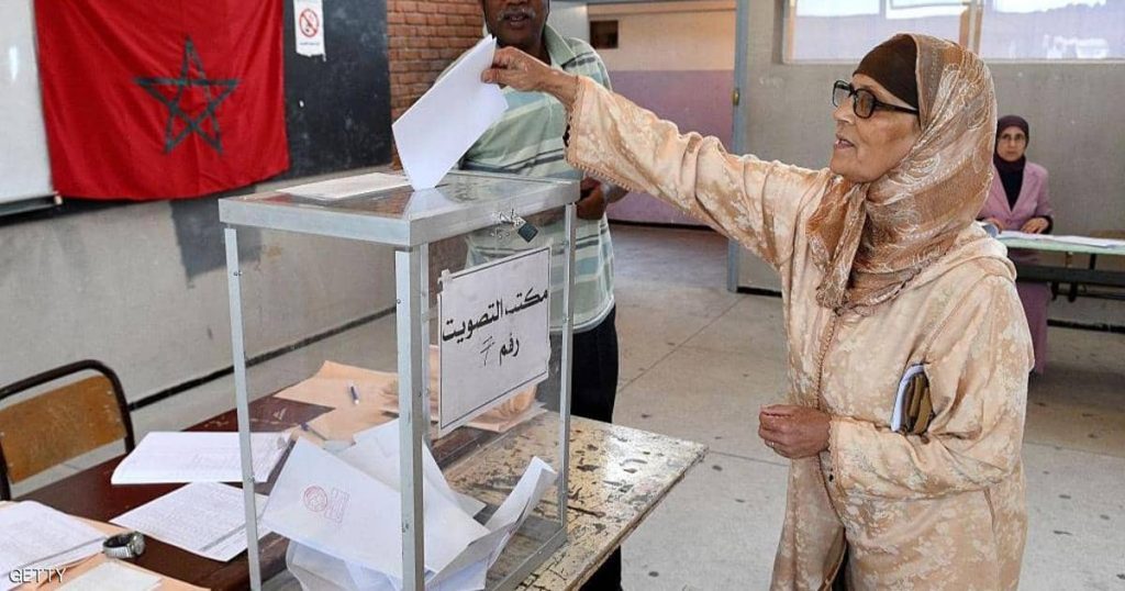 أشعل فتيل معركة انتخابية..برلماني سابق يحتفل بانتصار زوجته على والدته بتازة