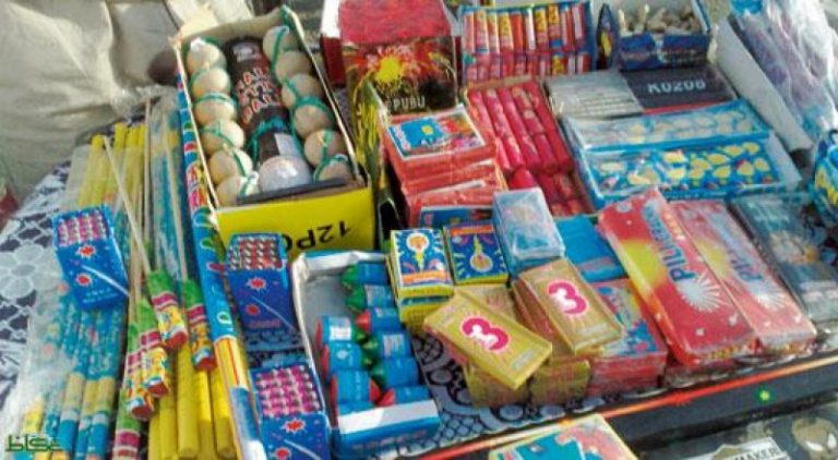 إحباط تهريب أزيد من 814 الف وحدة من الشهب والمفرقعات بميناء البيضاء
