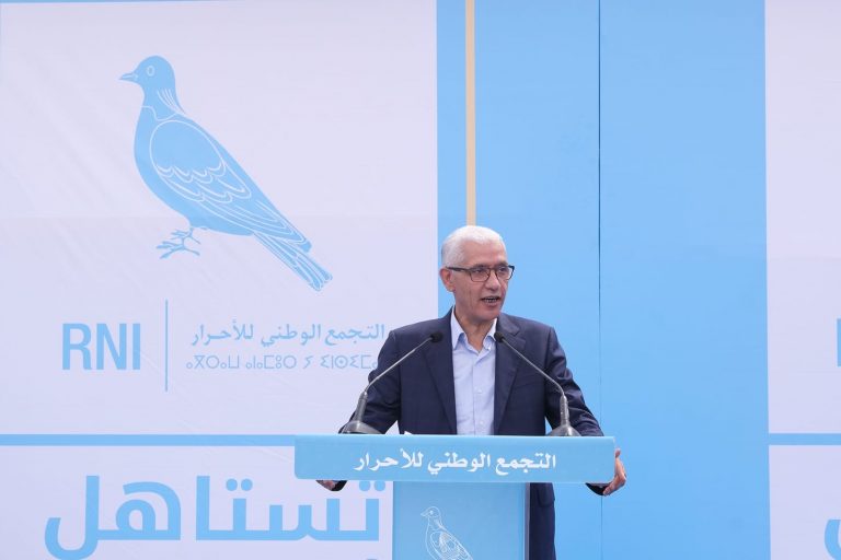 الطالبي العلمي يرد على الأزمي :”هذا إنسان حقود لا يصلح أن يكون مسؤولا“