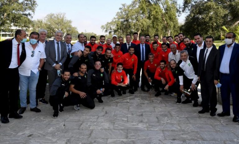 بحضور لقجع والفردوس.. الجامعة تحتفل بمنتخب "الفوتصال"