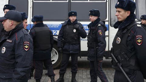 الداخلية الروسية تكرم شرطي مرور ألقى القبض على منفذ هجوم مسلح