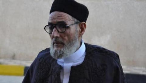 مفتي ليبيا يدعو للتظاهر وإسقاط البرلمان