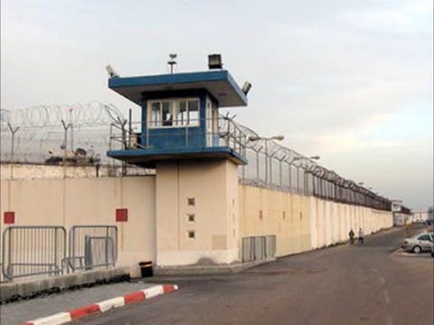 تقارير إسرائيلية: القبض على ثلاثة للاشتباه بتورطهم في هروب السجناء الفلسطينيين الستة
