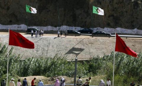 صحيفة فرنسية: الجزائر تستعد لحرب مع المغرب