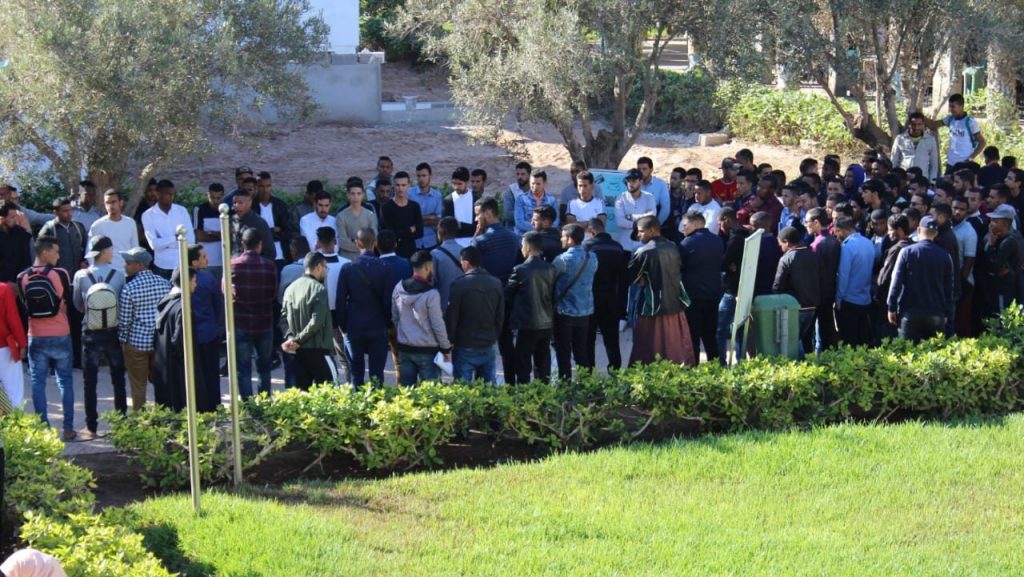 أوطم” تطالب بتعجيل فتح الأحياء الجامعية