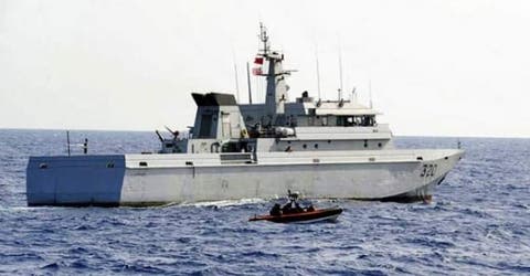 الداخلة : البحرية الملكية تعترض قارب للهجرة السرية