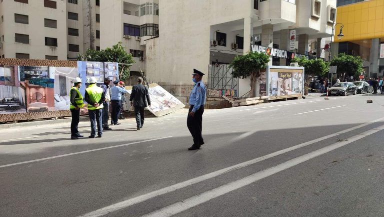 طنجة .. جهود متواصلة لانقاذ عامل من انهيار اتربة ورش مبنى