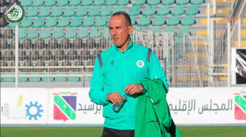 المولودية الوجدية لكرة القدم يستغني عن مدربه الجزائري