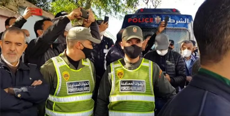 طنجة ..الأمن يمنع حقوقيين من الوصول الى "بيت مشمع "