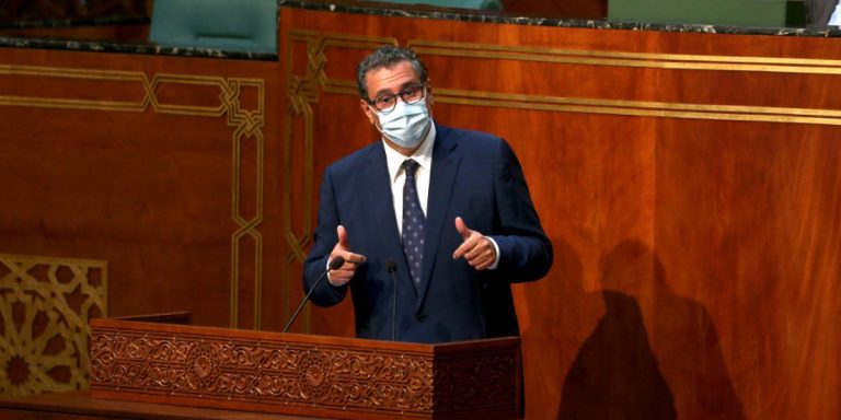 من البرلمان.. أخنوش يدعو النقابات و"الباطرونا" الى عقد أول جلسة للحوار الاجتماعي