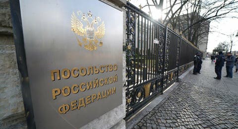 العثور على جثة دبلوماسي روسي أمام سفارة بلاده في برلين