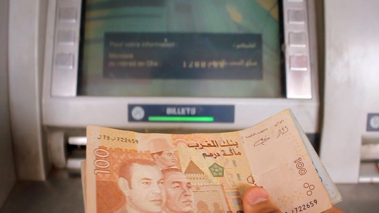 سار للطلبة.. صرف المنح الجامعية ابتداء من الإثنين 15 نونبر
