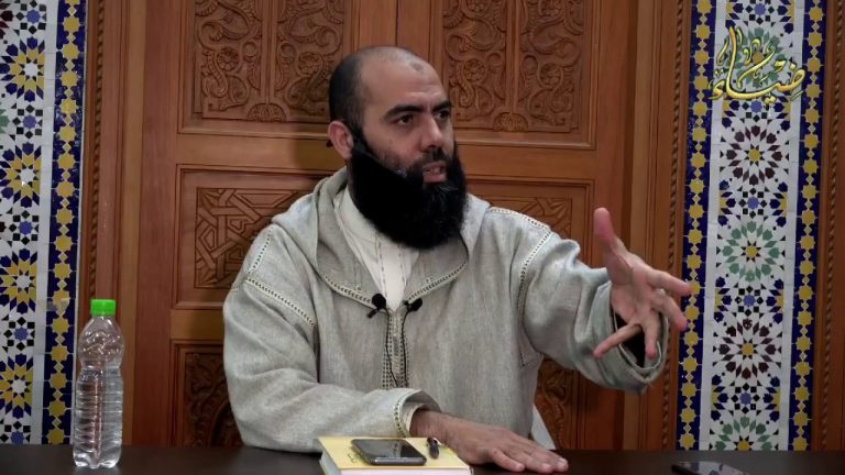 تفاصيل اقتحام طلبة مسلحين لمحاضرة لياسين العمري بالراشيدية