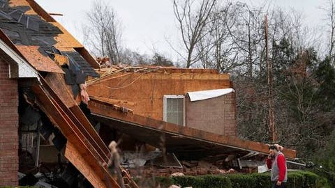 ارتفاع حصيلة ضحايا إعصار ولاية تينيسي الأمريكية إلى 5 أشخاص