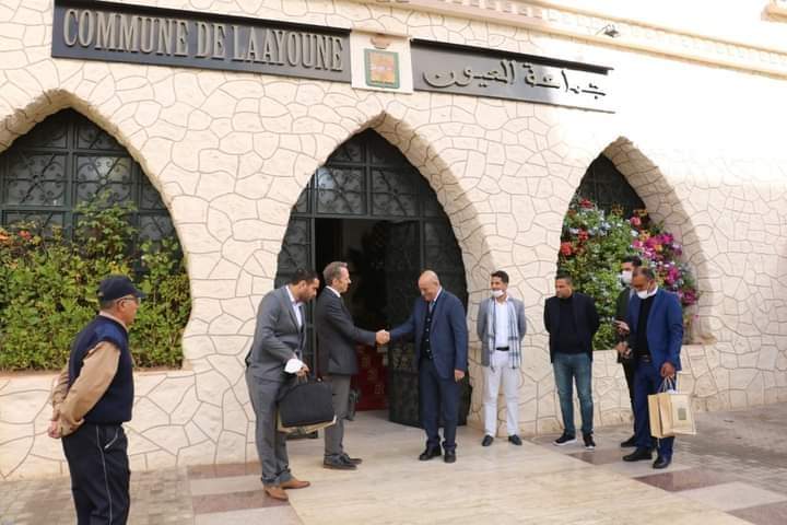رئيس جماعة العيون يستقبل وفدا عن السفارة الأمريكية بالرباط 1 رئيس جماعة العيون يستقبل وفدا عن السفارة الأمريكية بالرباط