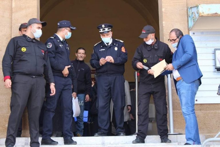 ”جواز التلقيح“ بالمحاكم ...نقابة تدعو لإضراب وطني وتستنكر ”عسكرة المحاكم“